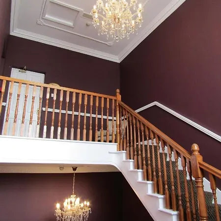 Hotel Darnley 3*