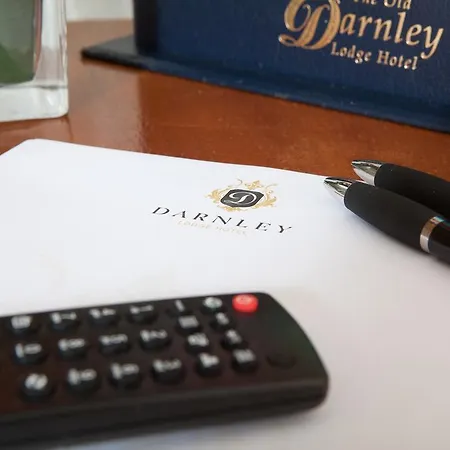 Отель Darnley